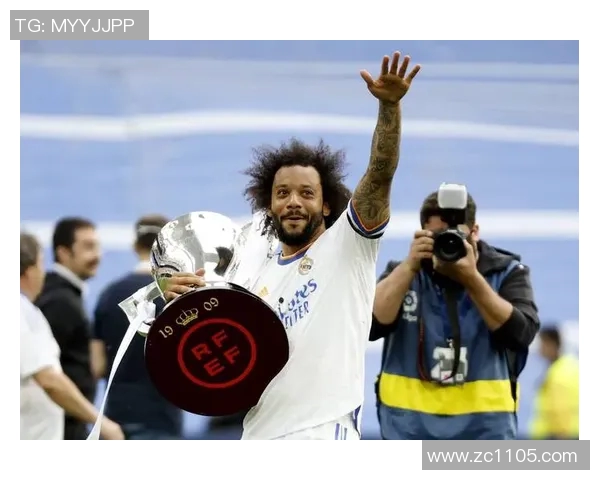 如何通过活动和社交媒体与足球明星建立联系并实现见面梦想